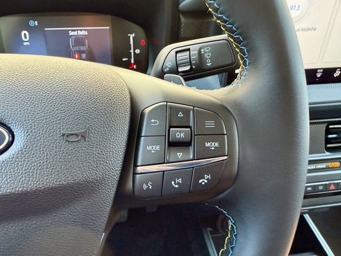 New 2025 Ford Maverick Lobo image 27