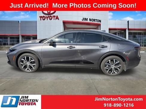 Used 2024 Toyota Crown AWD/4WD image 4