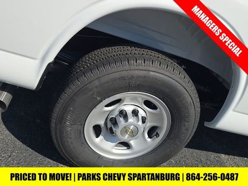 New 2025 Chevrolet Express 2500 Work Van w/ Driver Convenience Package image 19