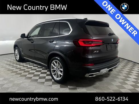 Used 2022 BMW X5 xDrive40i w/ Premium Package image 5