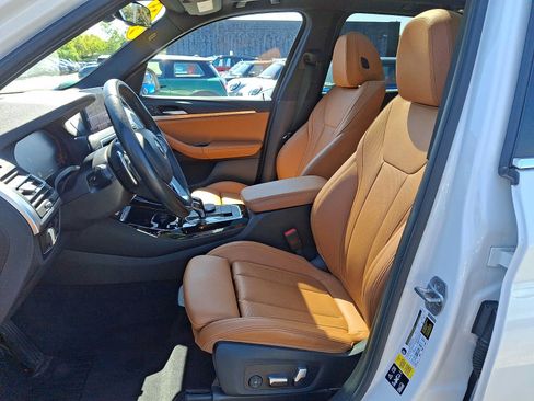 Used 2023 BMW X3 xDrive30i w/ Premium Package w/ZPA AWD/4WD image 10