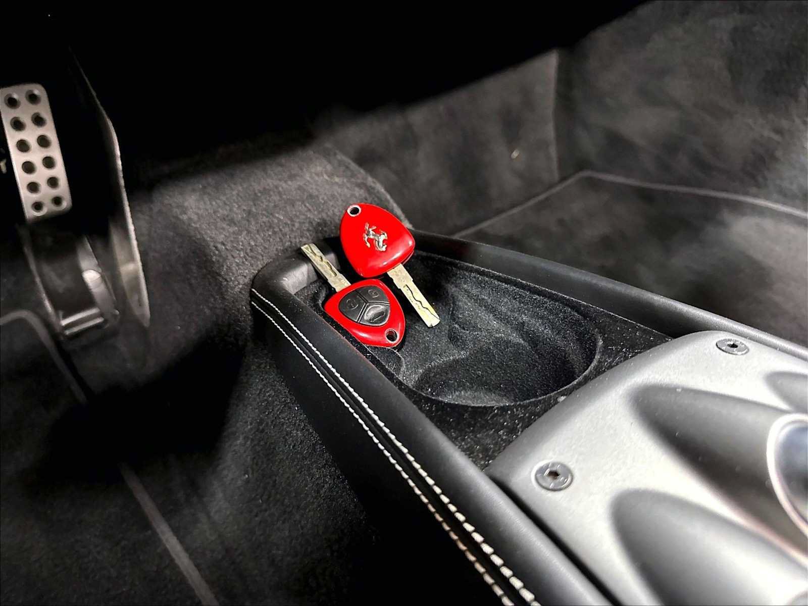 Used 2015 Ferrari 458 Spider RWD image 36