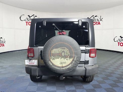 Used 2013 Jeep Wrangler Unlimited Sport AWD/4WD image 7