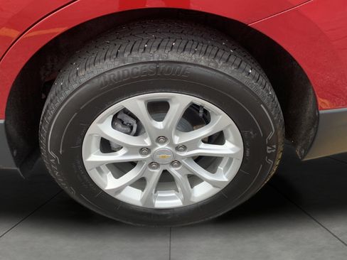 Used 2021 Chevrolet Equinox LT AWD/4WD image 17