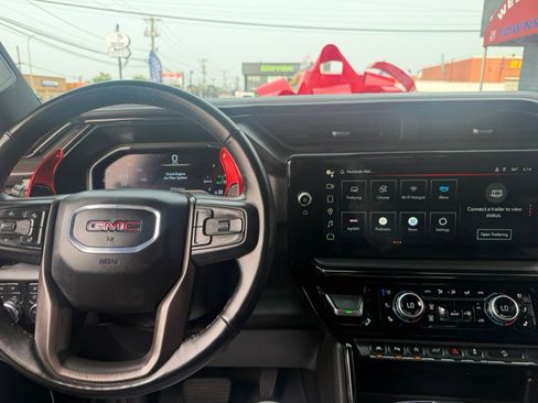 Used 2024 GMC Sierra 1500 AT4 w/ Technology Package AWD/4WD image 35