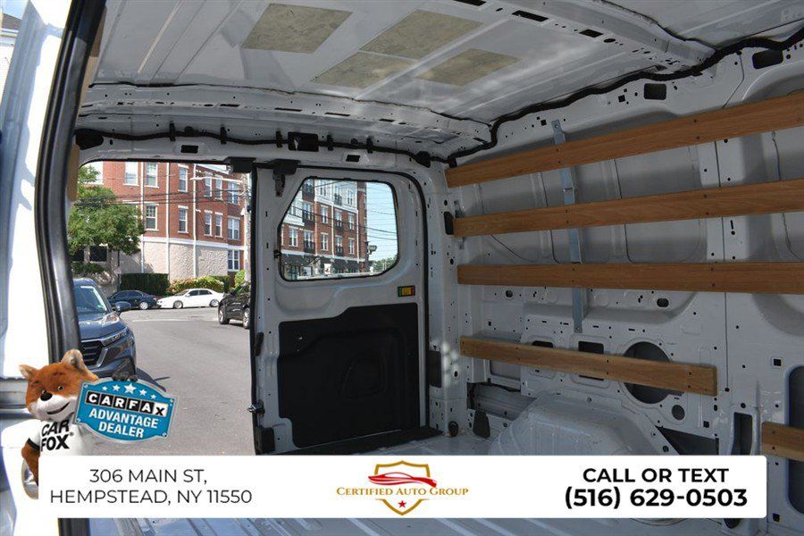 Used 2025 Ford Transit 250 Low Roof RWD image 25