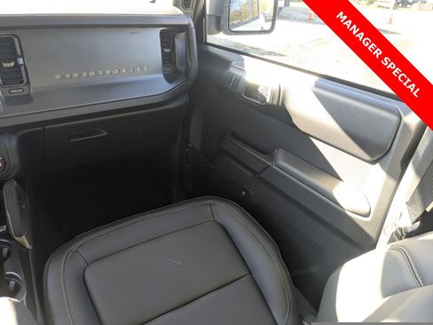 New 2025 Ford Bronco Badlands w/ Sasquatch Package AWD/4WD image 17