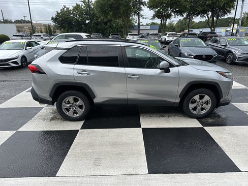 Used 2023 Toyota RAV4 XLE w/ Convenience Package FWD image 3
