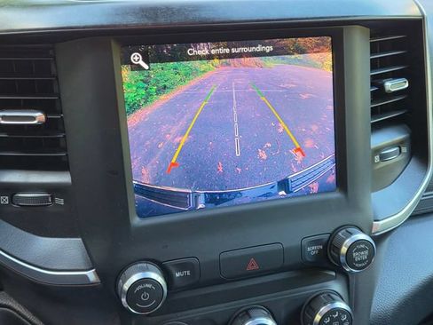 Used 2019 RAM 1500 Big Horn RWD image 22