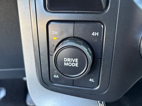 Used 2021 Ford F150 Lariat image 25