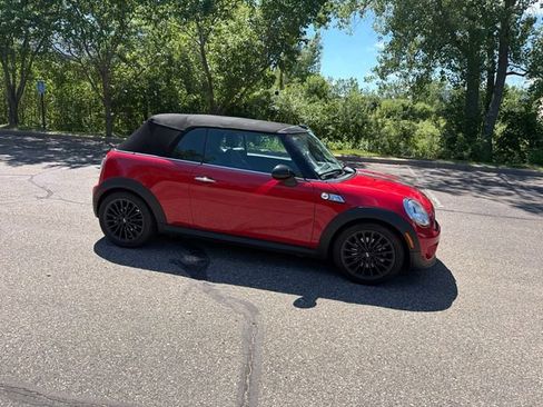 Used 2015 MINI Cooper S FWD image 17