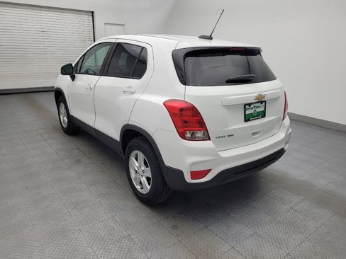 Used 2020 Chevrolet Trax LS w/ Tint and Cruise Package AWD/4WD image 5