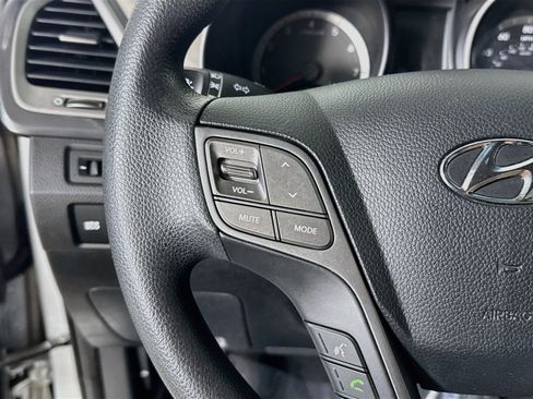 Used 2016 Hyundai Santa Fe Sport FWD image 14