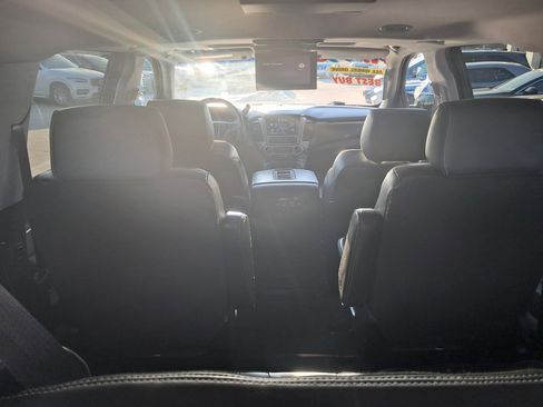 Used 2015 GMC Yukon XL Denali w/ Premium Package image 8