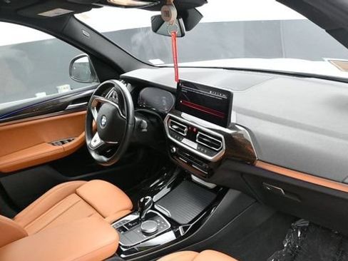 Used 2022 BMW X3 xDrive30i AWD/4WD image 10