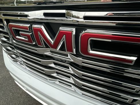Used 2026 GMC Sierra 1500 Denali image 35
