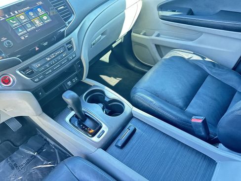 Used 2020 Honda Pilot EX image 19
