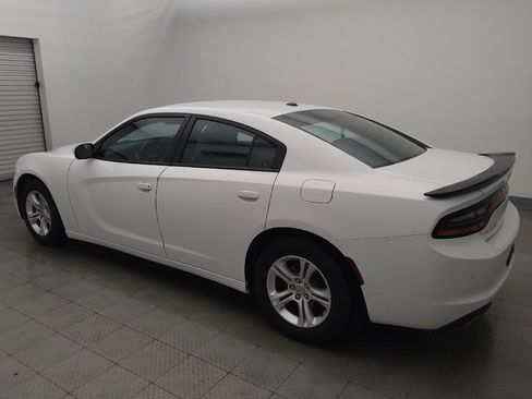 Used 2020 Dodge Charger SXT RWD image 3