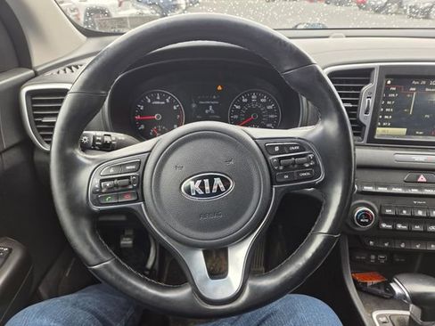 Used 2017 Kia Sportage EX w/ EX Technology Package AWD/4WD image 3