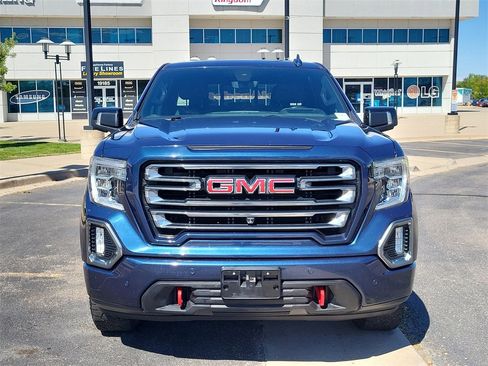 Used 2019 GMC Sierra 1500 AT4 w/ Off Road Performance Package image 10