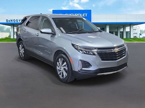 Used 2024 Chevrolet Equinox LT w/ LPO, Floor Liner Package AWD/4WD image 5