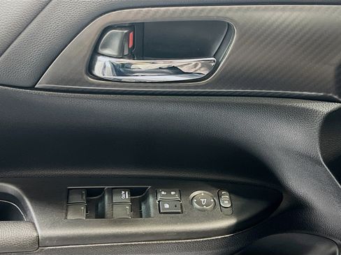 Used 2016 Honda Accord Sport image 13