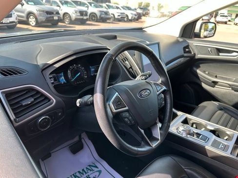 Used 2024 Ford Edge SEL AWD/4WD image 2