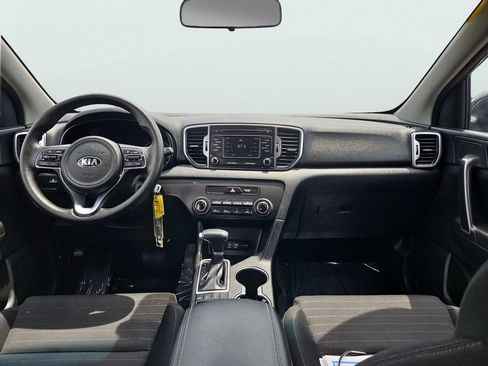 Used 2018 Kia Sportage LX AWD/4WD image 11