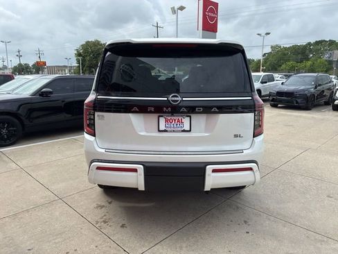 New 2026 Nissan Armada SL w/ Captain's Chari Seat Package RWD image 5