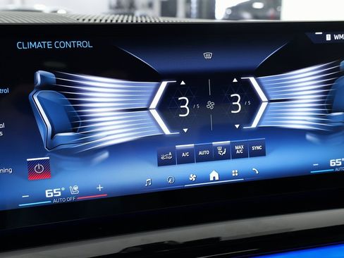 Used 2025 BMW i5 M60 image 74