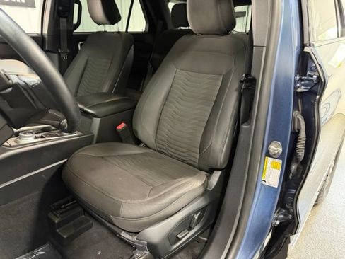 Used 2020 Ford Explorer XLT AWD/4WD image 21