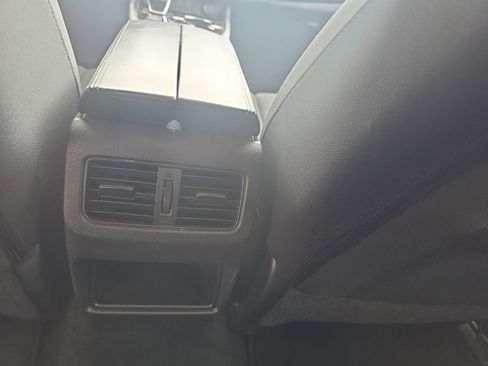 Certified 2024 Nissan Rogue S image 13