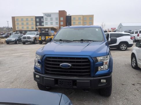 Used 2017 Ford F150 XLT w/ Equipment Group 302A Luxury image 3