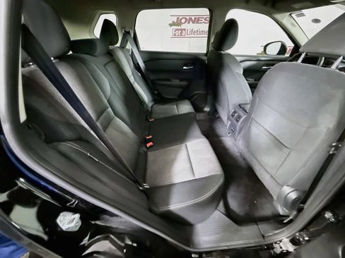 Certified 2024 Nissan Rogue SV AWD/4WD image 29