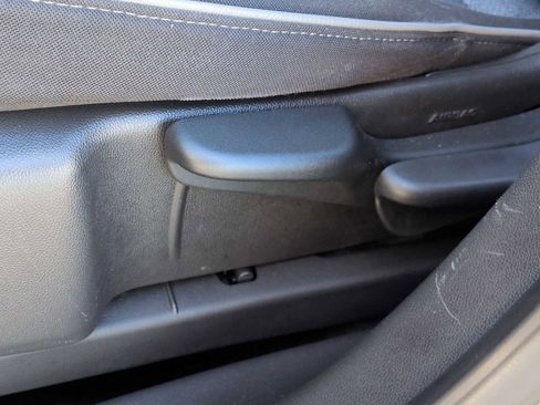 Used 2025 Chevrolet TrailBlazer LS image 18