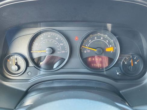 Used 2016 Jeep Compass Sport w/ Power Value Group image 15