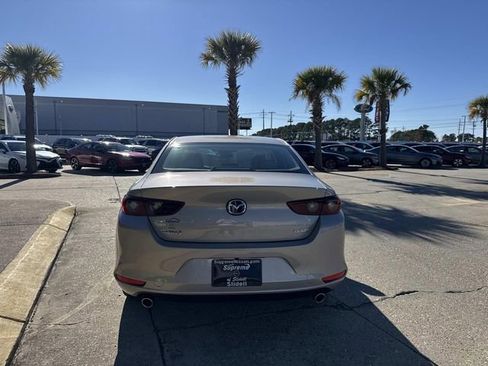 Used 2025 MAZDA MAZDA3 s image 5