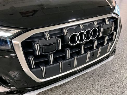 Used 2025 Audi Q7 3.0T Premium Plus AWD/4WD image 31