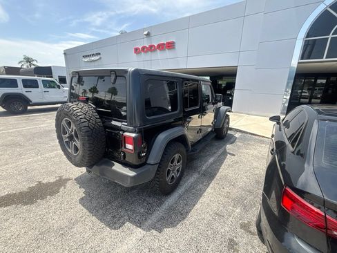 Used 2019 Jeep Wrangler Unlimited Sport S AWD/4WD image 20