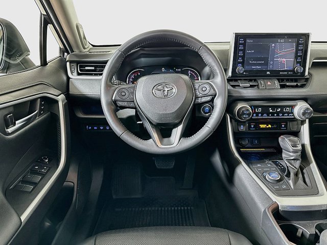 Used 2020 Toyota RAV4 Limited AWD/4WD image 26