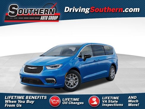 New 2026 Chrysler Pacifica Select image 1