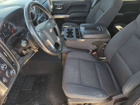 Used 2018 Chevrolet Silverado 1500 LT w/ All Star Edition image 19