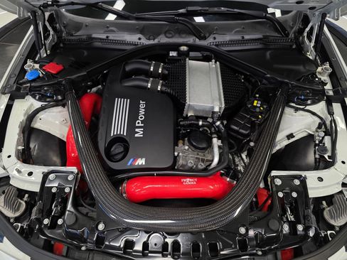 Used 2020 BMW M4 Coupe RWD image 2