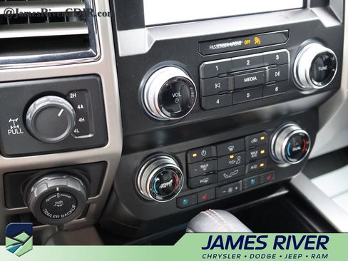 Used 2020 Ford F150 Platinum w/ Technology Package AWD/4WD image 35