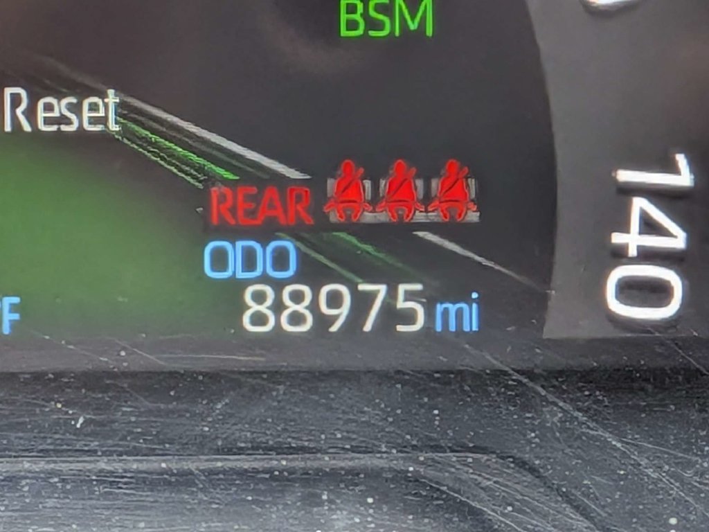 Used 2023 Toyota RAV4 XLE Premium FWD image 28