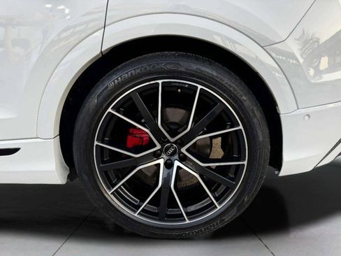 Used 2019 Audi Q8 Premium Plus w/ Premium Plus image 55