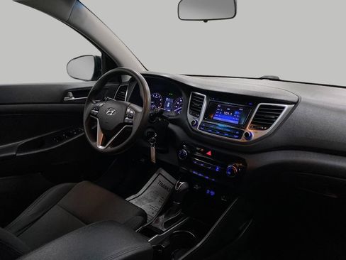 Used 2017 Hyundai Tucson SE image 19