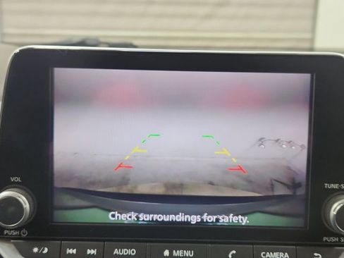 Used 2023 Nissan Rogue SV image 23