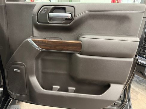 Used 2020 GMC Sierra 1500 SLT w/ SLT Premium Plus Package image 23