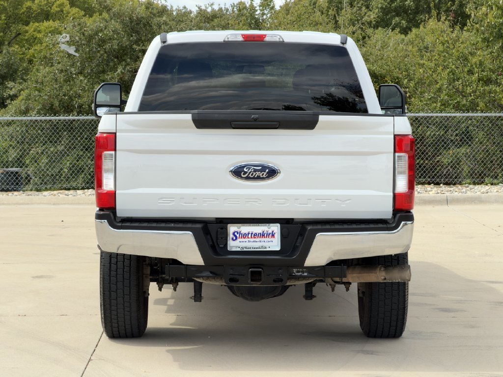 Used 2019 Ford F250 XLT w/ Snow Plow Prep Package AWD/4WD image 5